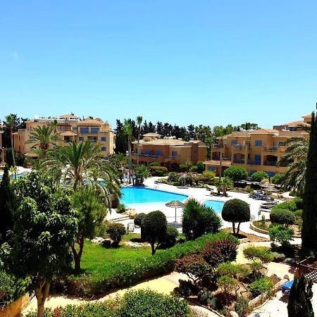 Comfortable 2 Bedroom Apartment In Popular Limnaria Gardens Paphos Eksteriør bilde