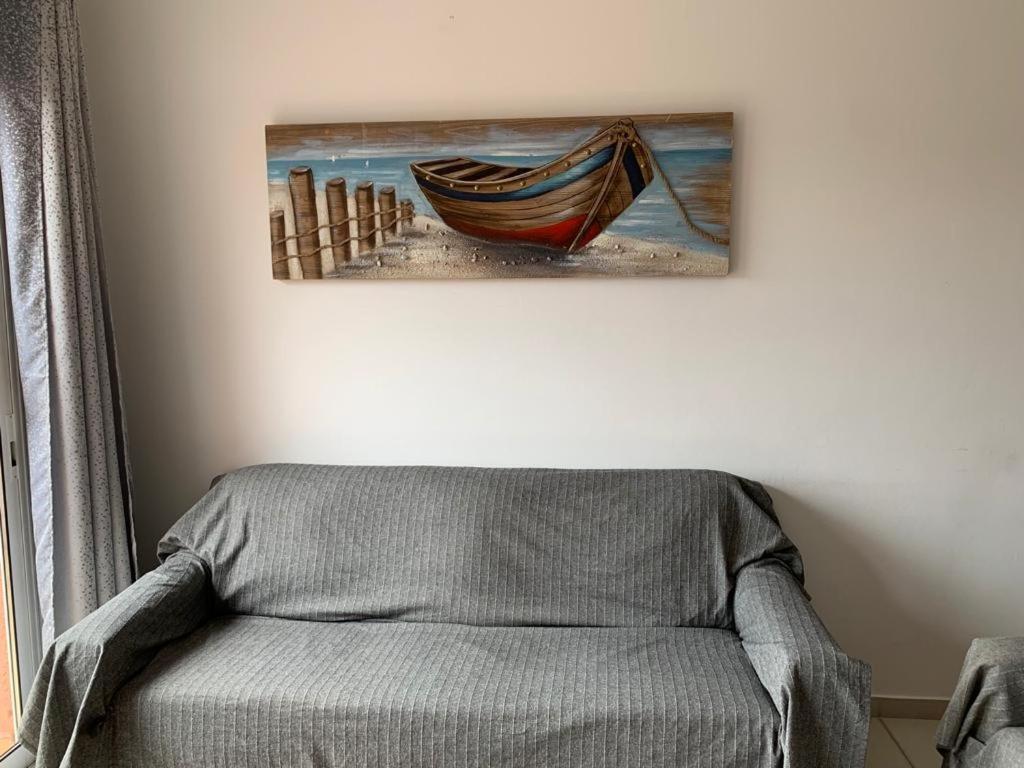 Comfortable 2 Bedroom Apartment In Popular Limnaria Gardens Paphos Eksteriør bilde