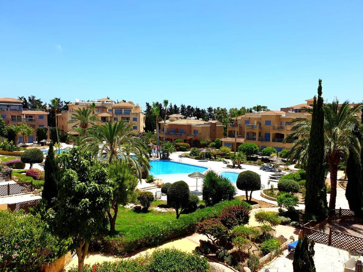 Comfortable 2 Bedroom Apartment In Popular Limnaria Gardens Paphos Eksteriør bilde